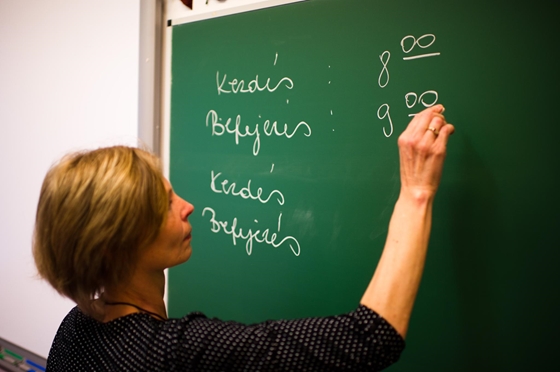 Elkeserítően alacsony a magyar tanárok fizetése