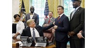 Sylvester Stallone második George Washingtonként ünnepelte Trumpot