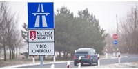  Változtatnak a gyorsforgalmi utak tájékoztató tábláin a háború miatt  