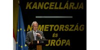 A Fidesz és az Európai Néppárt nem vágott el egymás között minden szálat