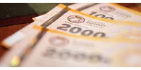  30 ezer forintos utalványt kap minden nyugdíjas, a kormány szerint „az indokolatlan áremelések ellen” lépnek fel  