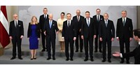  Bukaresti Kilencek: meg kell erősíteni a NATO jelenlétét a szövetség keleti szárnyán  