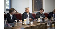  Csak Orbán Viktornak jár a koronás címeres szék a kormányüléseken  