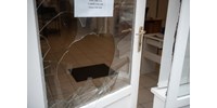  Betörték a józsefvárosi Fidesz-iroda kirakatát  