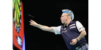  Peter Wright nyerte a darts-világbajnokságot  