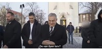  Orbán Viktor így hárította a kérdéseket: „Ember, most jövök ki a templomból" – videó  