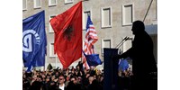 Korrupcióval vádolják Sali Berisha volt albán kormányfőt, jelenlegi ellenzéki vezetőt