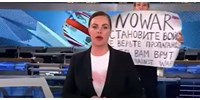  Az orosz köztévébe háborúellenes felirattal berohanó újságírónő kapta az Európa Tanács emberi jogi díját  