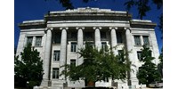  A Harvard Egyetem professzorai beperelték a Trumpékat, mert 9 milliárdos támogatáscsökkentéssel zsarolják őket  