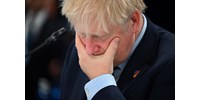  Boris Johnson valahogyan, valamiért, valameddig még miniszterelnök  