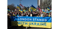 Több ezren tüntettek Londonban Ukrajna mellett  