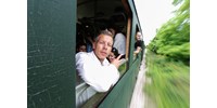  Magyar Péter a felcsúti vonatozáson azt ígérte, ott lesz a köztévé vitáján  