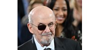 Salman Rushdie: „Úgy lógott a szemem, mint egy lágytojás”