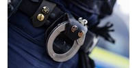  Egymilliót kell fizetnie a rendőrségnek, mert a semmiért gyanúsított meg egy családapát  