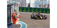  Verstappen kezdheti az élről a spielbergi sprintfutamot  