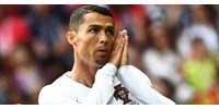  Ronaldo dühében kiverte egy szurkoló kezéből a mobilját, később bocsánatot kért  