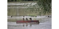 Kedden megérkezik, csütörtökön tetőzik az árvíz a Szigetközben