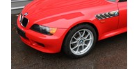 Piros kis élményautó: 27 évesen szinte új BMW Z3 került eladósorba