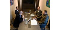  Egy asztalnál a magyar és az ukrán külügyminiszter – elkezdődtek a tárgyalások Ungváron  