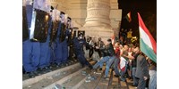  A 2006 őszi zavargások 33 tüntetője kapott kártérítést a kormánytól, pedig meg sem sérültek  