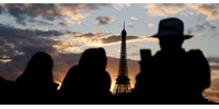  Az orosz titkosszolgálat rakhatott francia zászlóval borított koporsókat az Eiffel-toronyhoz  
