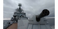  Kínával tart közös hadgyakorlatot egy hiperszonikus rakétákkal felszerelt orosz hadihajó  