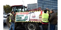  Több százan tüntettek Győrben az akkumulátorgyár ellen  