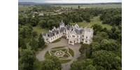  Vizsgálja az OLAF a Lázár János-féle kastélytörvényt  