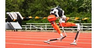  Vakon futott világrekordot 100 méteren egy kétlábú robot  