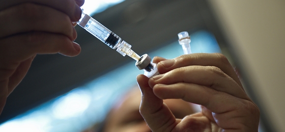„Halálos oltásokról beszélt” – Megszólal a HPV-oltás vezető kutatója | Váit-management.hu