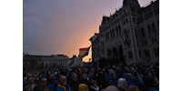  Ungár Péter hisztériaellenzékezve magyarázza, miért nem voltak ott a vasárnapi tüntetésen  