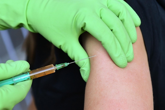 Hpv vakcina fda. Férfiak számára is elérhetővé válhat a HPV vakcina