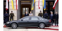 Nyomkövetőt találtak egy lengyel elnöki autón, amely Ukrajnába is elkísérte Dudát  