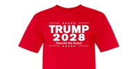  Bár nem is indulhat, mégis árulják már a „Trump 2028” feliratú pólókat az elnök webshopjában  