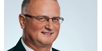  Elütött tolatás közben egy nőt Obbágy Csaba fideszes képviselő  