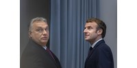  Simán bejutott, Macron mellett szelfizett a TEK által biztosított V4-csúcson Szabó Bálint  