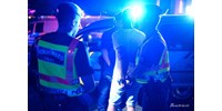 Ittasan balesetet okozott, majd az ágyneműtartóban bújt el a rendőrök elől egy férfi Józsefvárosban