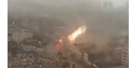  Videó: Tornádó pusztított egy 9 milliós kínai városban  
