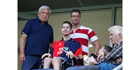 Karsai Dániel Vasas-meccsen járt, Csányi Sándor is odament hozzá