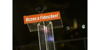 Molotov-koktélt dobott a szegedi Fidesz-irodába egy férfi  