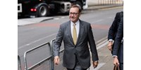  Kevin Spacey megjelent Cannes-ban, Elton John-t idézett és díjat kapott  