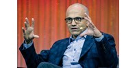 De sikerült? Tehetnénk fel a kérdést a Microsoft-vezérének, aki fizetése részleges csökkenését kérte, ám végül így is 11 milliárd forinttal többet kapott