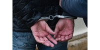  Elfogtak három budapesti férfit, akik rendőrnek adták ki magukat és pénzt, illetve drogot raboltak  