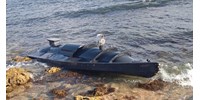  Fenyegető kinézetű drónhajó bukkant fel a szevasztopoli orosz bázis szomszédságában  