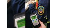 Annyira részeg volt, hogy a rendőri intézkedés közben aludt el egy sofőr