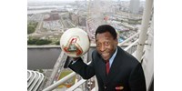  Légúti fertőzést kapott Pelé, ezért tovább tartják kórházban  