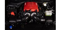Szinte gombokért ad 821 lóerőt a legújabb V8-as Ford Mustang