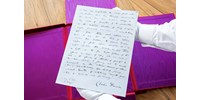  475 millió forintot adhat valaki a különleges ereklyéért: a kéziratért, amit maga Darwin írt alá  