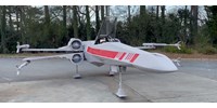 Épített egy közel életnagyságú, mozgó, X-szárnyú vadászgépet, amivel Ukrajnát akarja segíteni