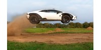 Terepre tervezték, de nem repülni a Lamborghini Sterratót - videó